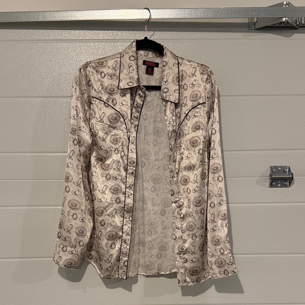 Elegant Cream Patterned Button Down Shirt